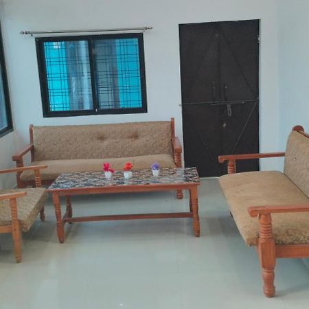 Laxmi Home Stay Ghura Zewnętrze zdjęcie